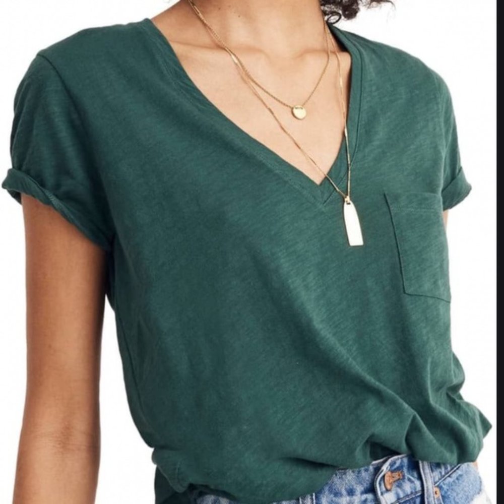 Madewell | Green Whisper Cotton Pocket V-Neck Tee